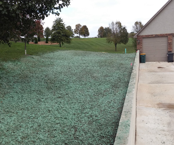 ES-Hydroseeding-Inset4-600x500-1